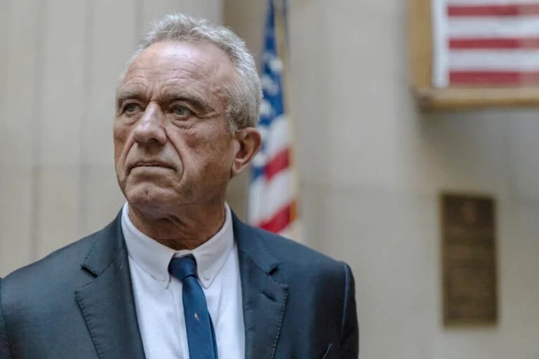 Ρόμπερτ Κέννεντυ: «Οι ΗΠΑ καταβάλλουν τεράστιες προσπάθειες για να εντοπίσουν την αιτία των αυξανόμενων ποσοστών αυτισμού»