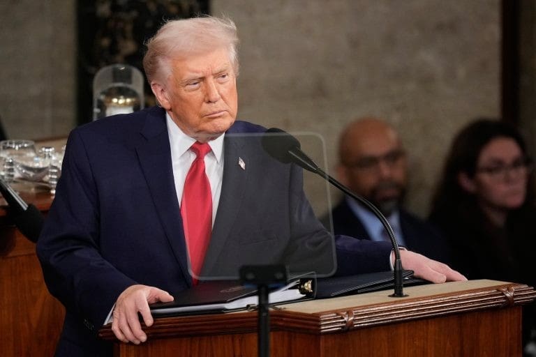 Τραμπ: «Δε θα αφήσω το Ιράν, τον υπ’ αριθμόν ένα τρομοκράτη, να αποκτήσει πυρηνικά»