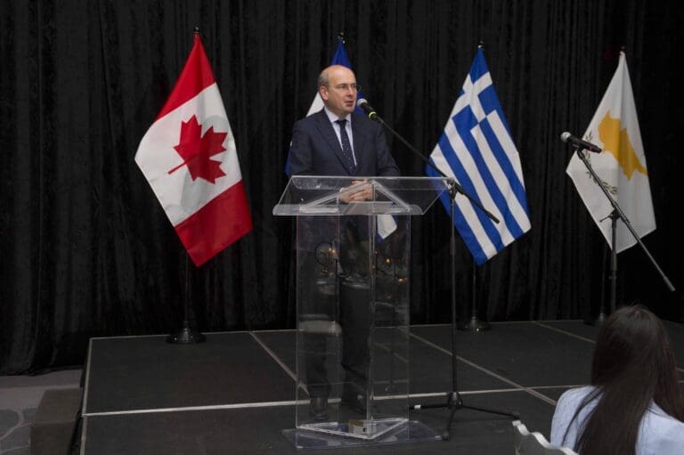 Με λαμπρότητα ο εορτασμός της 25ης Μαρτίου και των 120 χρόνων της Ελληνικής Κοινότητας Μείζονος Μόντρεαλ