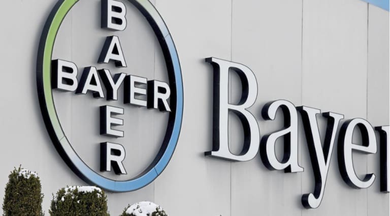 Bayer κατά Pfizer και Moderna: Αγωγές για πατέντες mRNA στα εμβόλια Covid-19